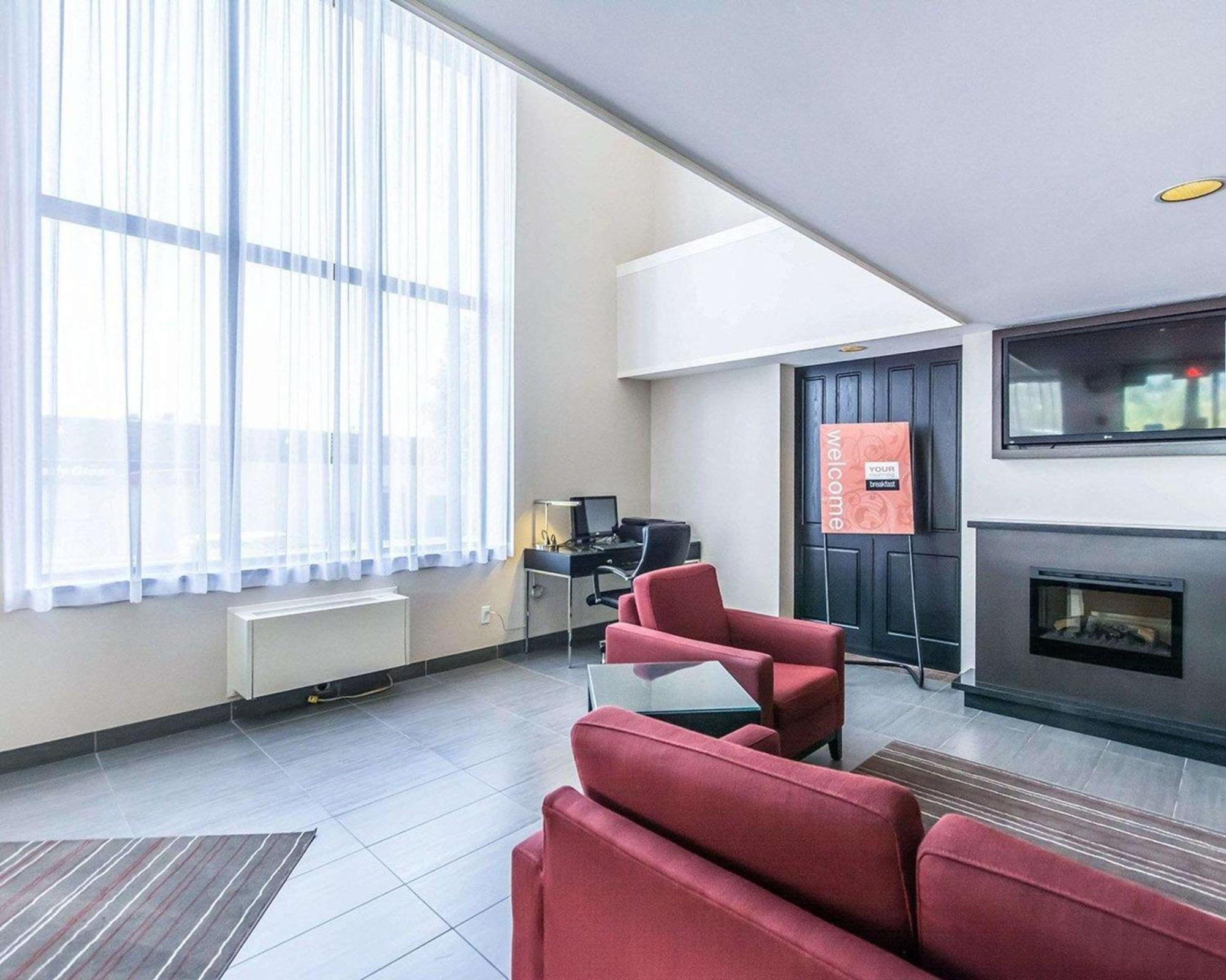 Comfort East Inn Sudbury